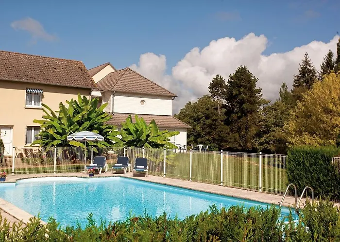 Logis Hotel Du Pont Neuf