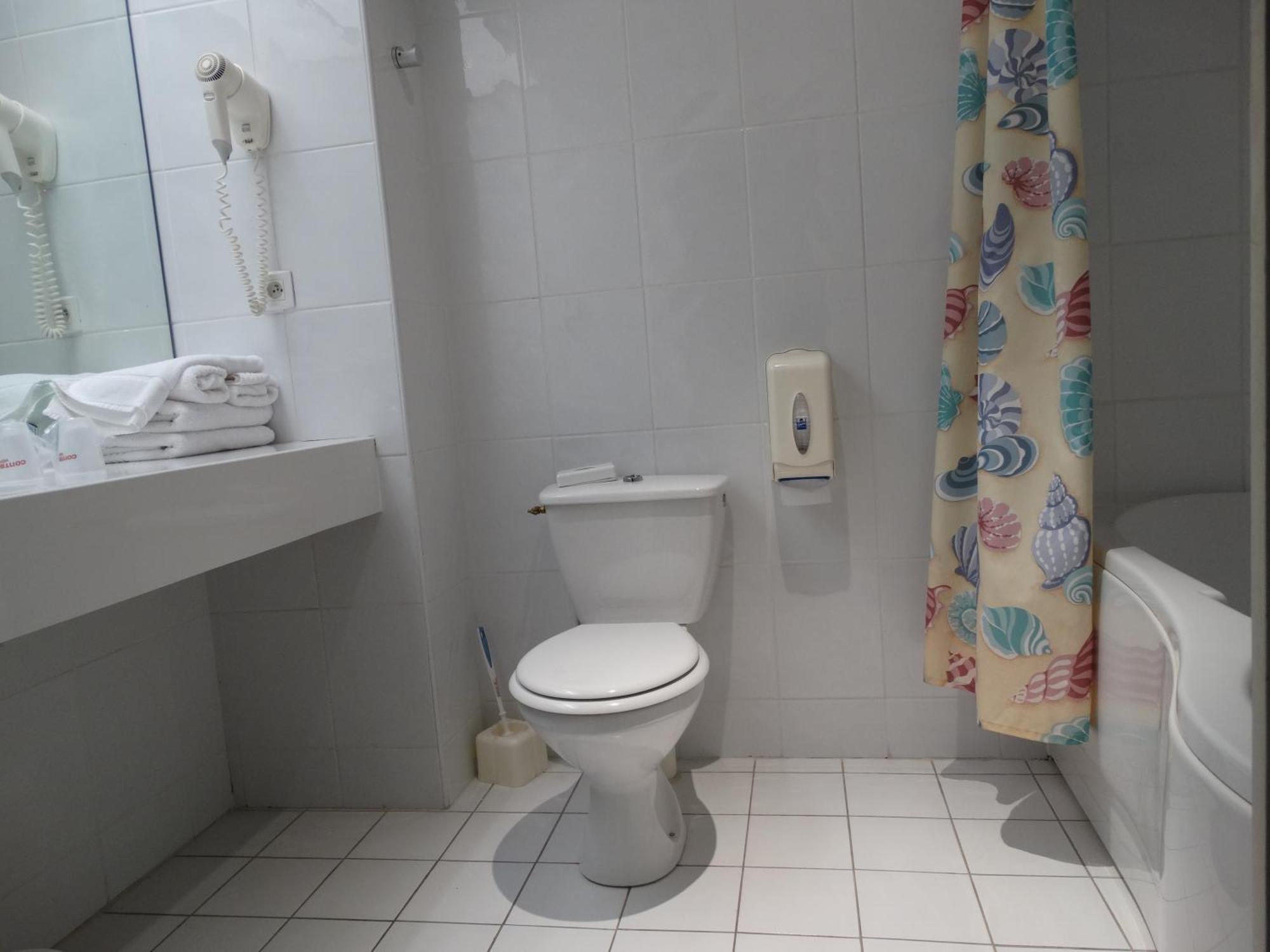 Logis Du Pont Neuf Hotel 3*